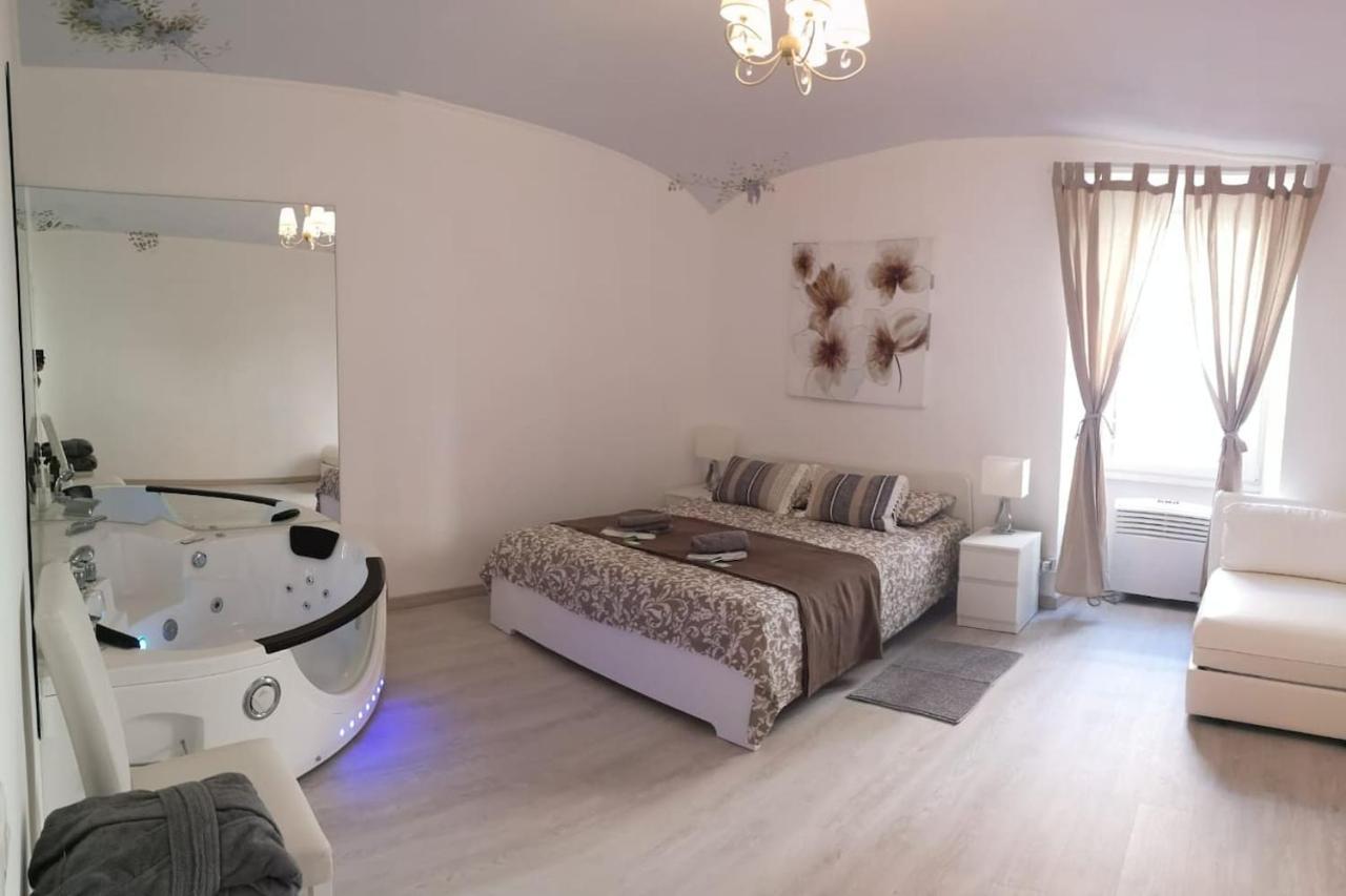 Appartamento Domus Porta Pia Luxury Con Jacuzzi Roma